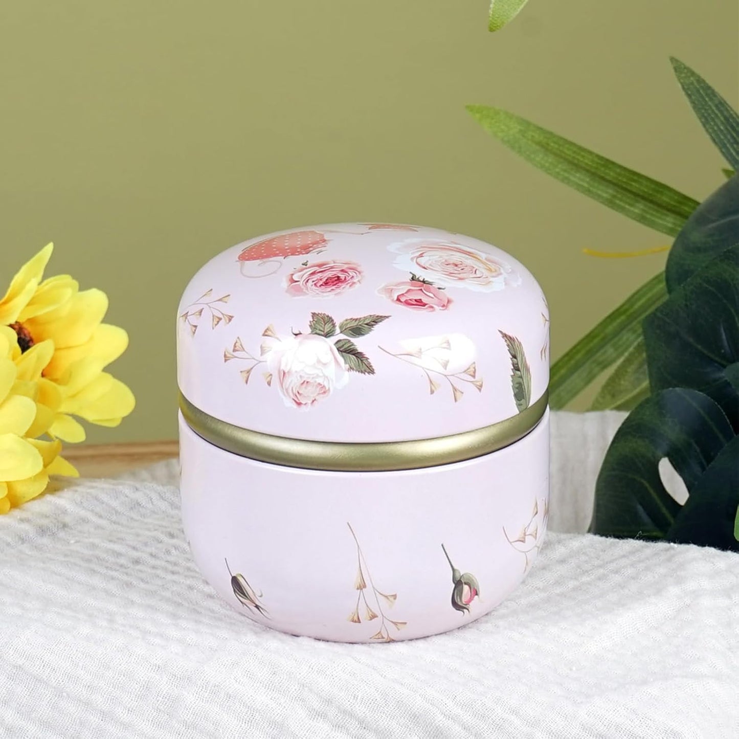 SHIMIDO Body Powder Puff and Container, 3.15" Portable Empty Body Powder Container for Baby Women's Loose Dusting Powder, Powder Case Box with Lids for Bath, Travel and Home Use (Old time)