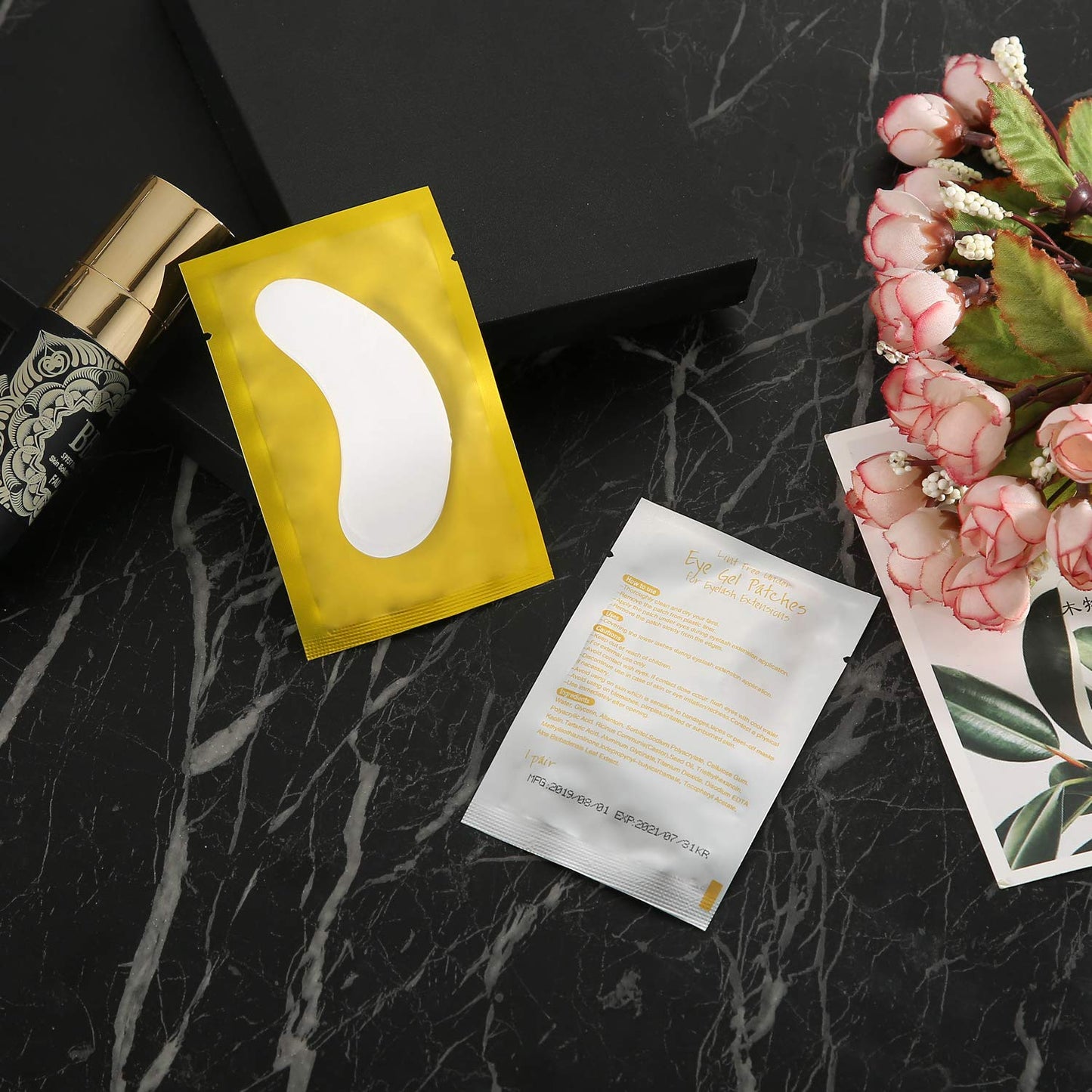 100 Pairs Set Under Eye Pads, Comfy and Cool Under Eye Patches Gel Pad for Eyelash Extensions Eye Mask Beauty Tool (Gold)