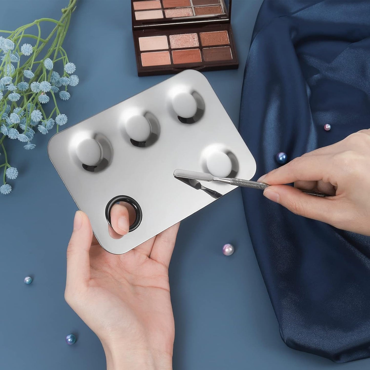 Upgrade Mixing Makeup Palette, Stainless Steel Cosmetic Palette with Spatula Tool, Nail-Art Cosmetic Palette for Mixing Cosmetic and Pigment